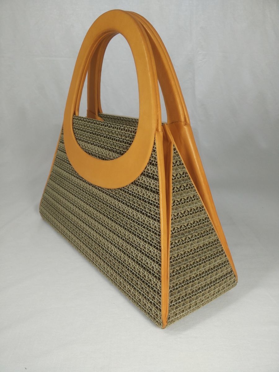 angelo lussiana borsa