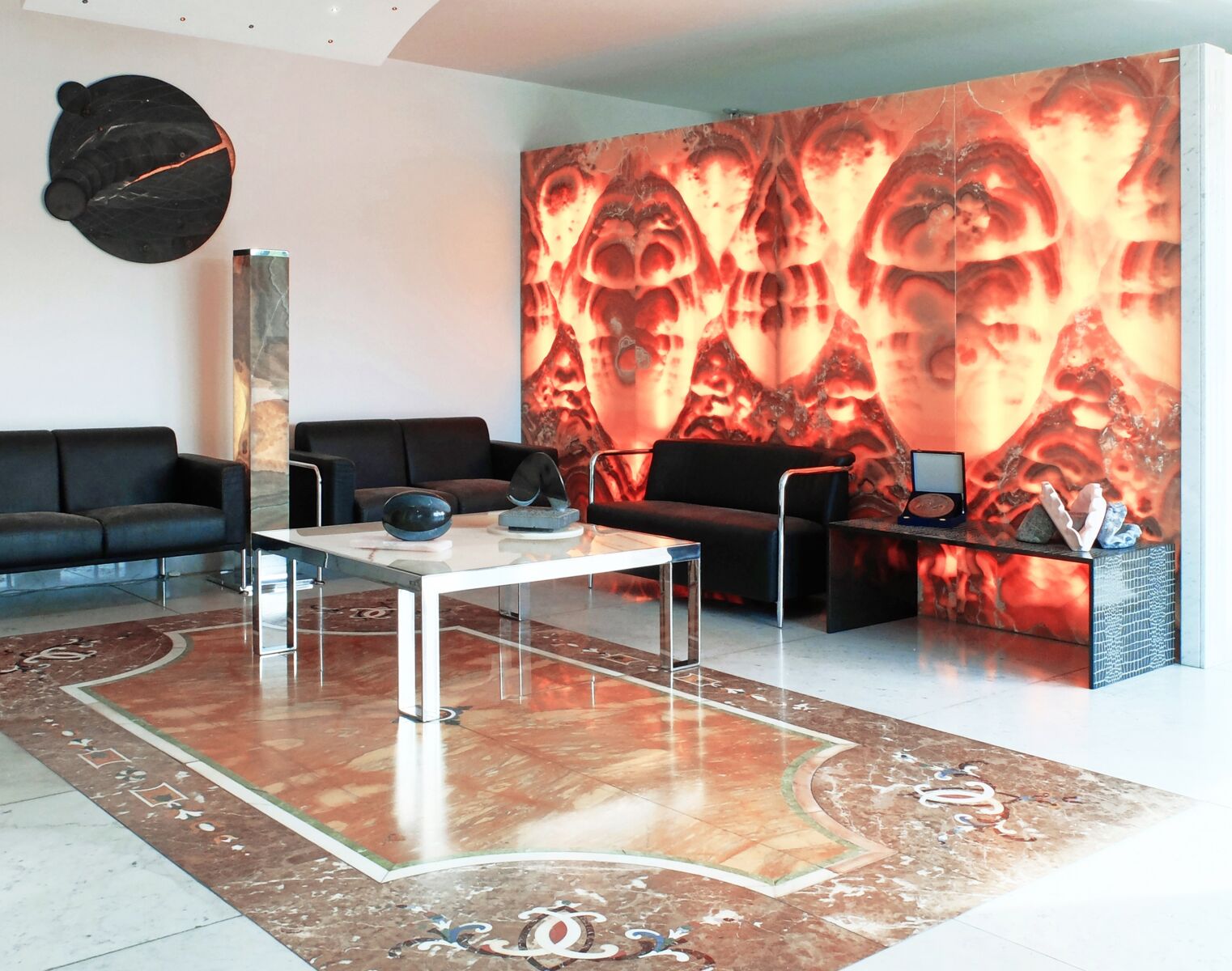 Pusterlamarmi Showroom